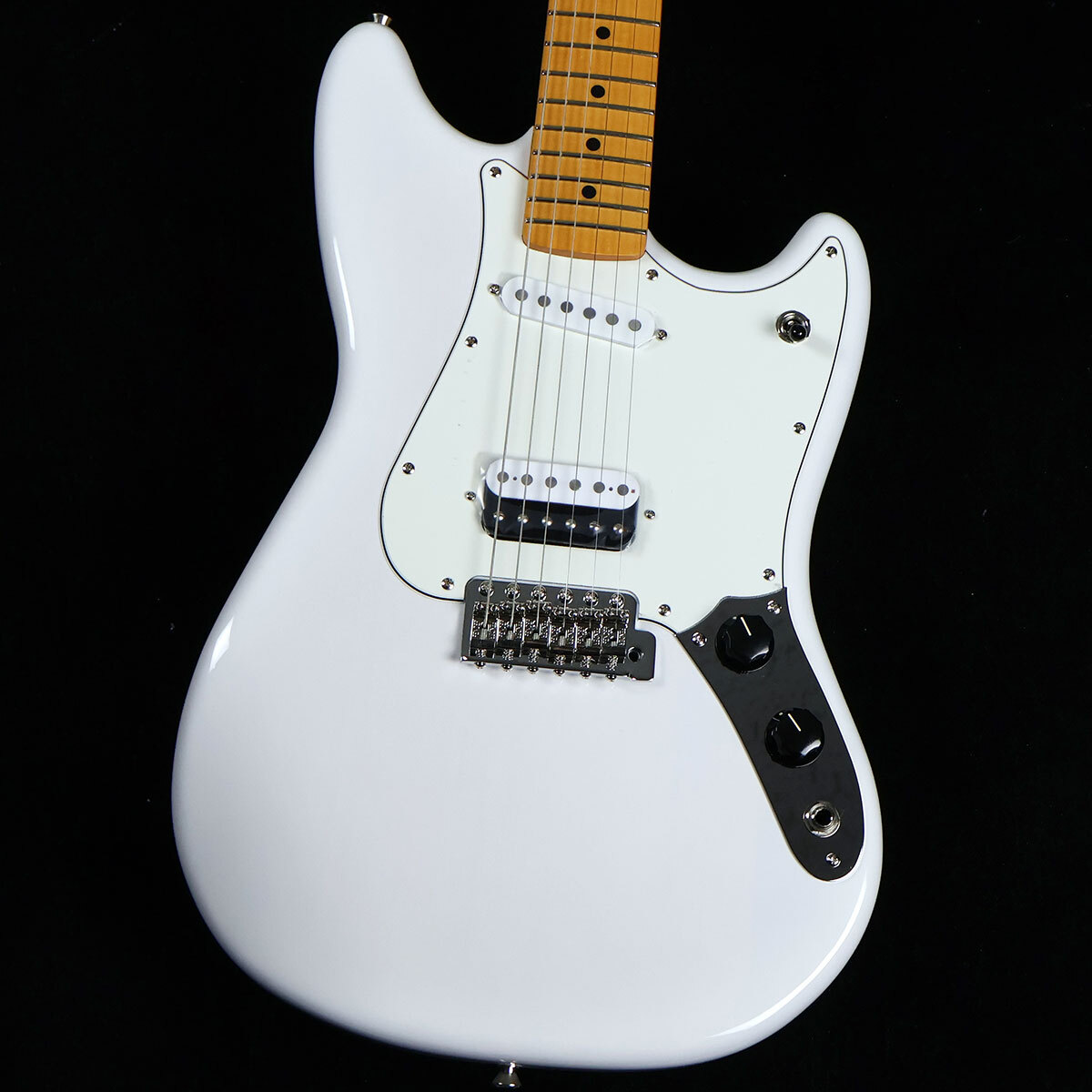 Fender Made in Japan Limited Cyclone White Blonde Electric Fender Made in Japan Limited Cyclone White Blonde Electric