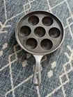 Vintage Griswold No. 32 Cast Iron Aebleskiver Danish Cake Pan 962 Erie PA w Box