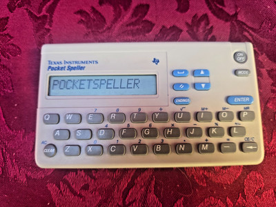 Texas Instruments PS-3000 Pocket Speller Electronic Dictionary Vintage 1990 Test