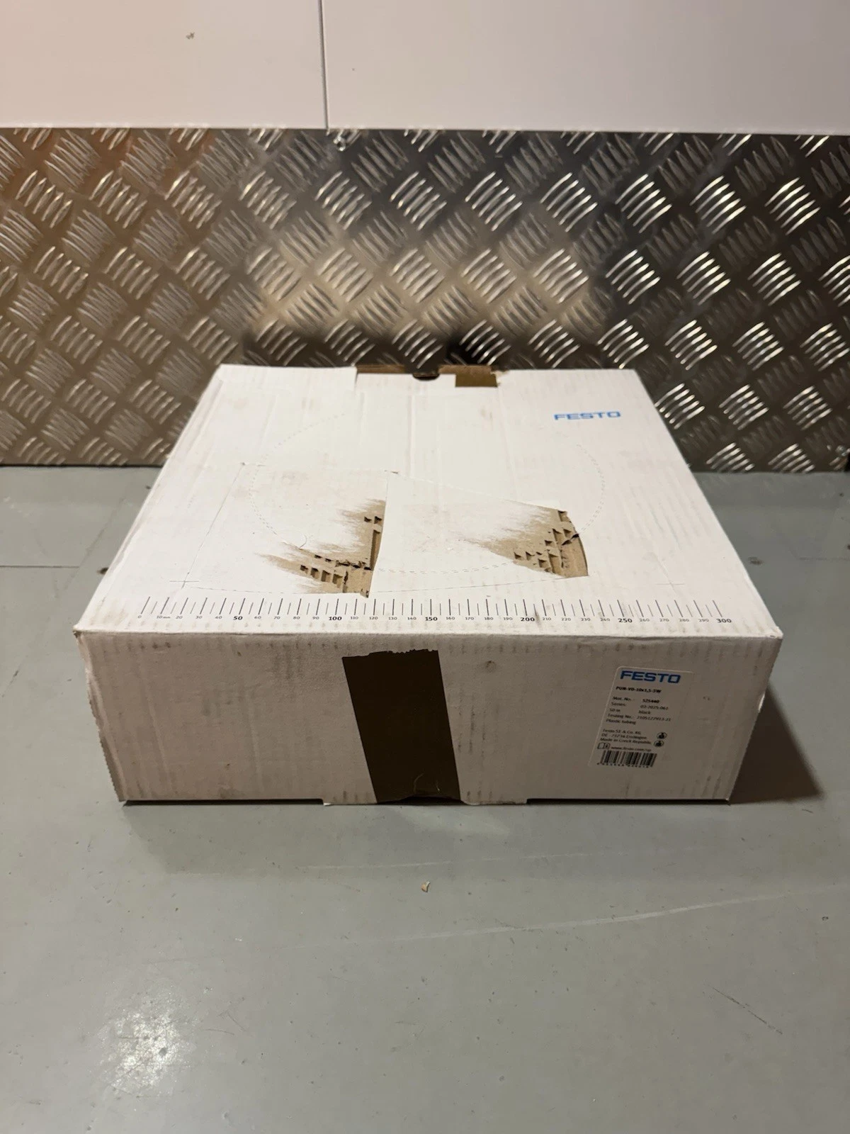 Festo 525440 PUN-V0-10x1.5-SW Plastic Tubing 50m Black Brand New In Box