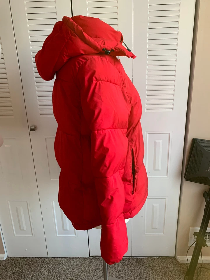 Chaqueta acolchada con capucha BCBGeneration roja ecológica para mujer talla L Foto 2 de 4