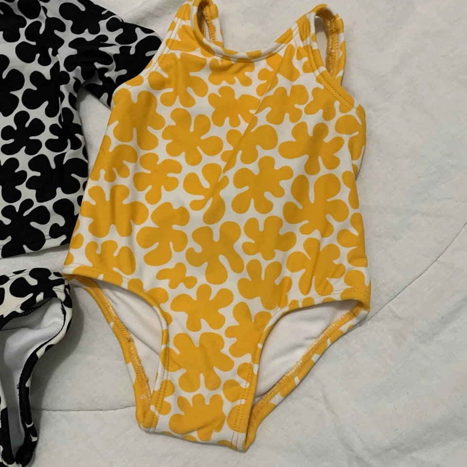 Conjunto de 2 trajes de baño Marimekko For Target para niña pequeña leer descripción para la talla Foto 2 de 4