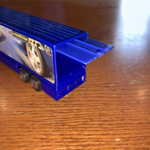 2005 Diecast Volvo FH16 Malibu Semi, Matchbox Mattel Asadas Rig Tractor Trailer - Picture 8 of 12