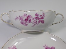 Meissen Porzellan Suppentassen 12 Tlg. neuer Ausschnitt Blume Purpur Goldrand