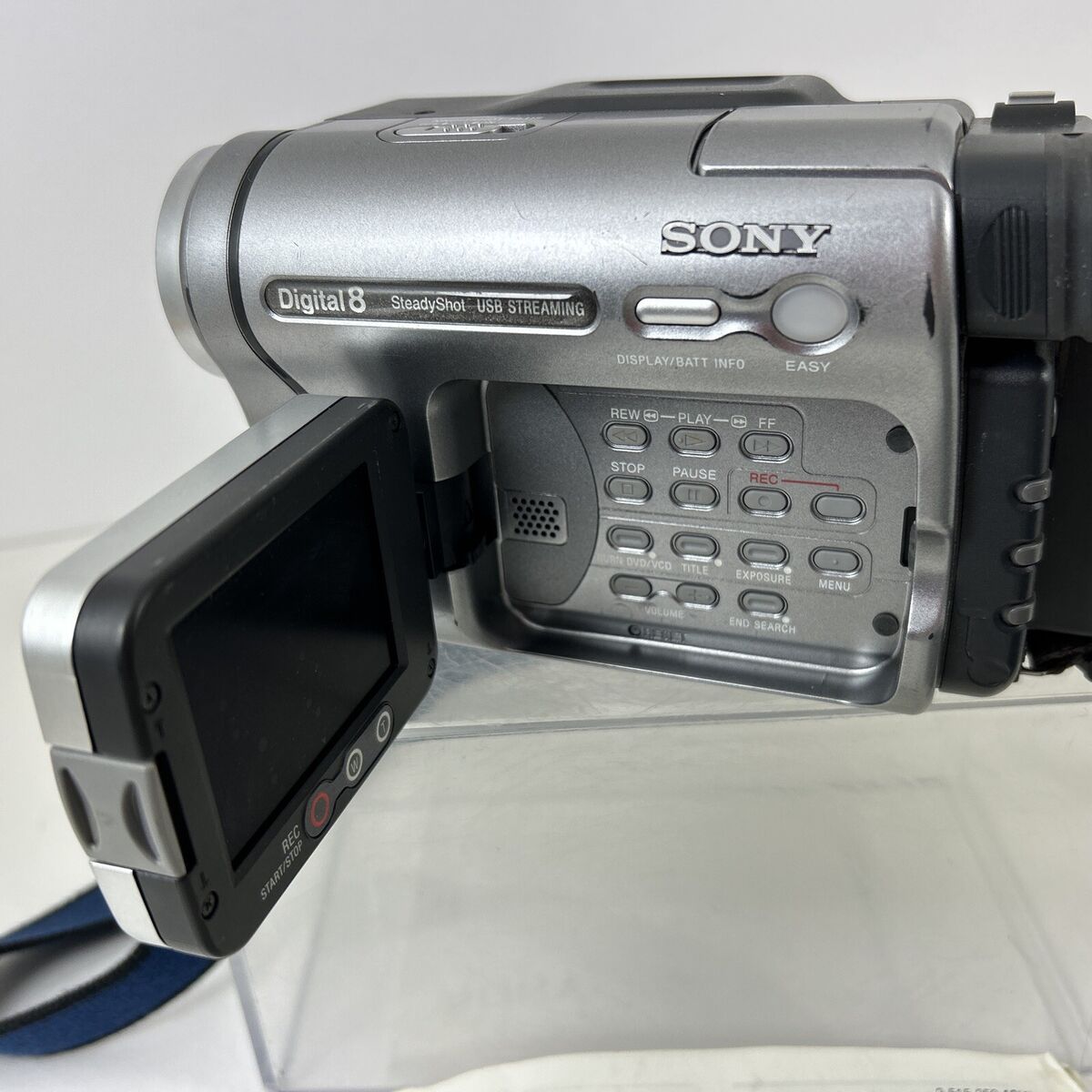 Sony DCR-TRV280 Digital8 Hi-8 Handycam w/ 20x Optical Zoom Sony DCR-TRV280 Digital8 Hi-8 Handycam w/ 20x Optical Zoom