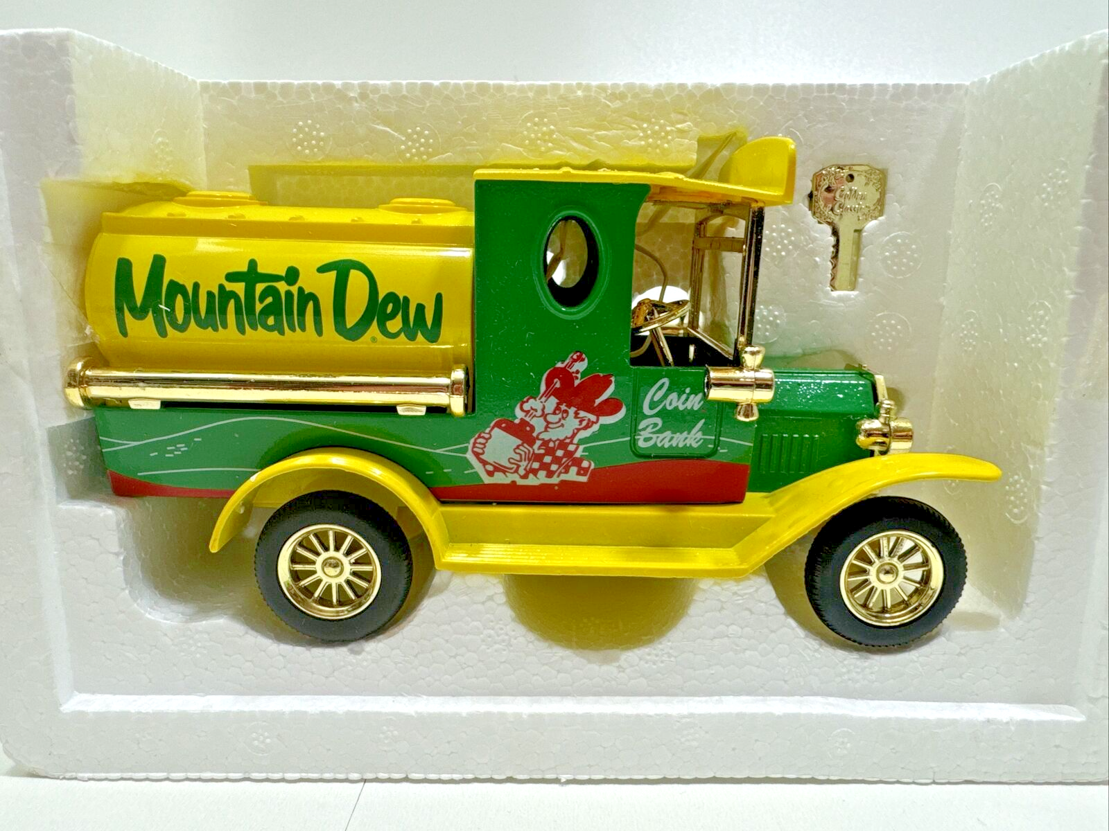 GOLDEN RULE 1928 CHEVROLET PANEL 트럭 다이캐스트 수집품 뱅크 1 | 25 스케일  옐로우-Freehip.co.kr