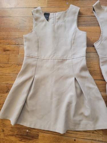 Girls School Uniform pleated dress khaki Zipper closure lot of 2 sz 7 & sz 8 - Picture 2 of 9