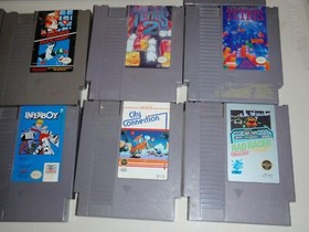 Nintendo NES System w/10 Games Mario 3 Metal Gear Blaster Master Tetris More