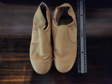 Revolution Slip On Tap Shoe Style 576 8AD M