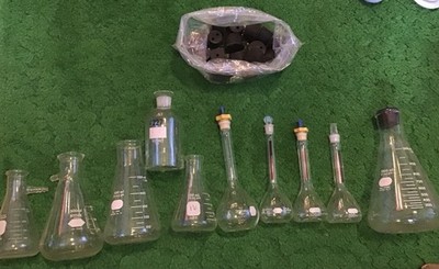 Miscellaneous Lot Volumetric Flasks Pyrex, Kimax Narrow Neck Filter  Topper 10+