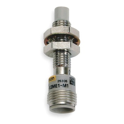 OMRON E2E-X5Y1-M1 InductiveCylindricalProximitySensor,18mm 1EA57