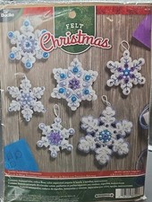 Bucilla Sparkle Snowflake SIX Felt Ornaments Kit 4" x 4" Christmas Crafts Open