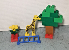 2011 LEGO DUPLO SET# 6136-MY FIRST ZOO 61Pcs 2FIGS  FREESTYLE  NO BOX