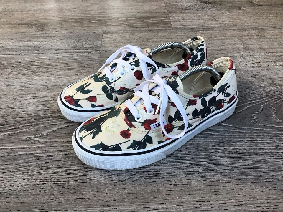 VANS Auténticos Zapatos Mujer Talla 7.5/Hombre 6 Rosas Flor Floral Patín Foto 4 de 4
