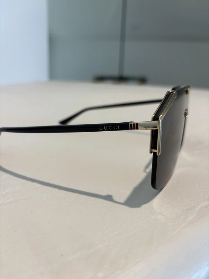 Gafas de sol Gucci Shield  Foto 3 de 4