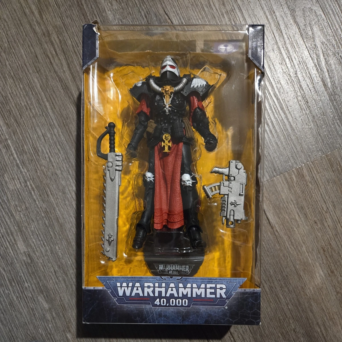 McFarlane Warhammer 40,000 Intercessor Sergeant (Imperial Fist) (Gold Label), 18 cm
