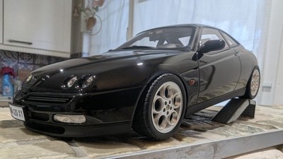 Alfa Romeo GTV 916 1:18 Laudoracing Limited OVP Tuning Sammlungsauflösung!
