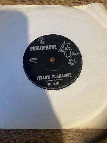 THE BEATLES YELLOW SUBMARINE AUSTRALIA PARLOPHONE 45 7" ELEANOR RIGBY