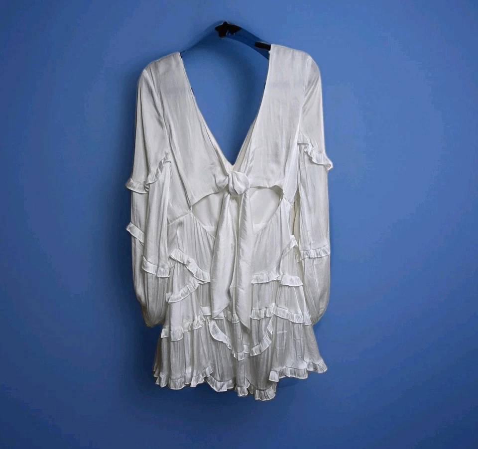 David's Bridal Charmeuse Volantes Mini con Corbata Trasera BoHo Gitana Baile Fluido Foto 3 de 4