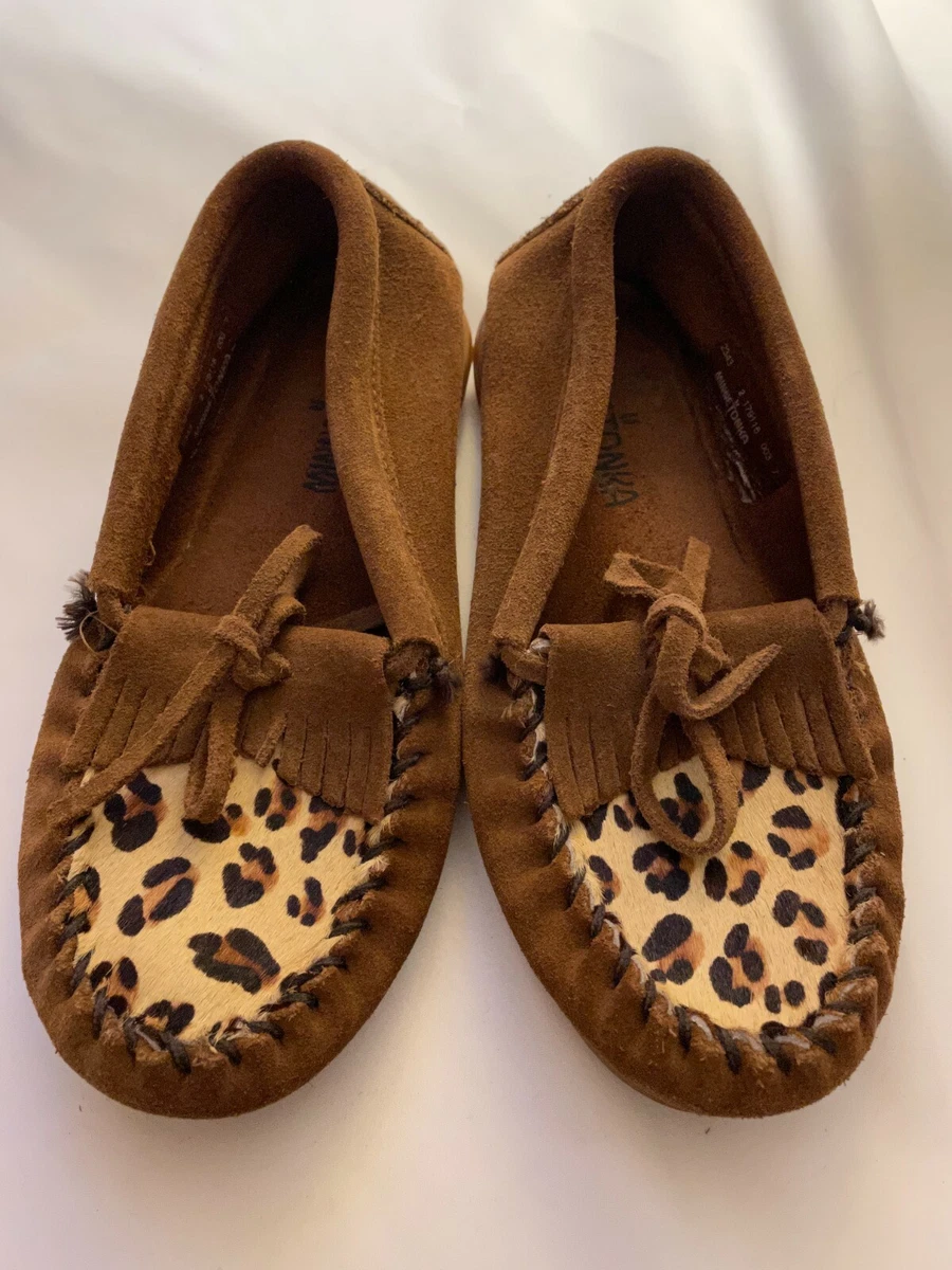 Minnetonka leopard discount