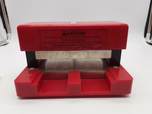 Provo craft,sizzix personal die cutter - Picture 4 of 4