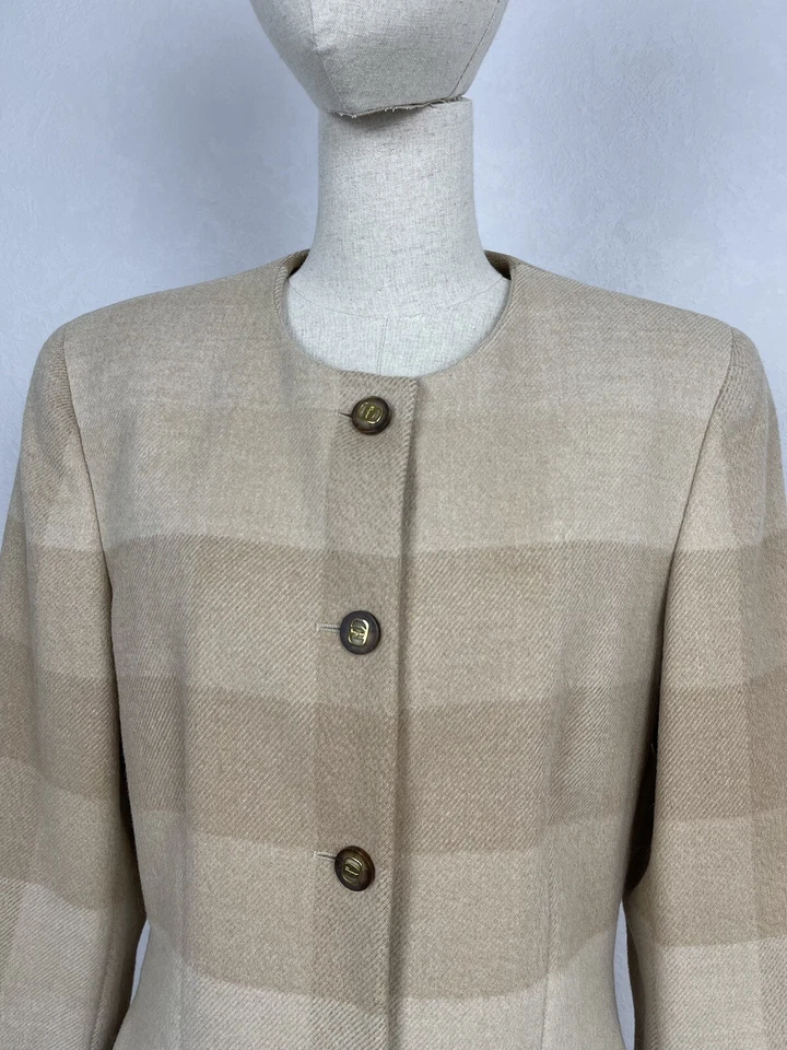 Abrigo Blazer Chaqueta Para Mujer SALVATORE FERRAGAMO De Colección Años 90 Lana Talla 44 Foto 4 de 4