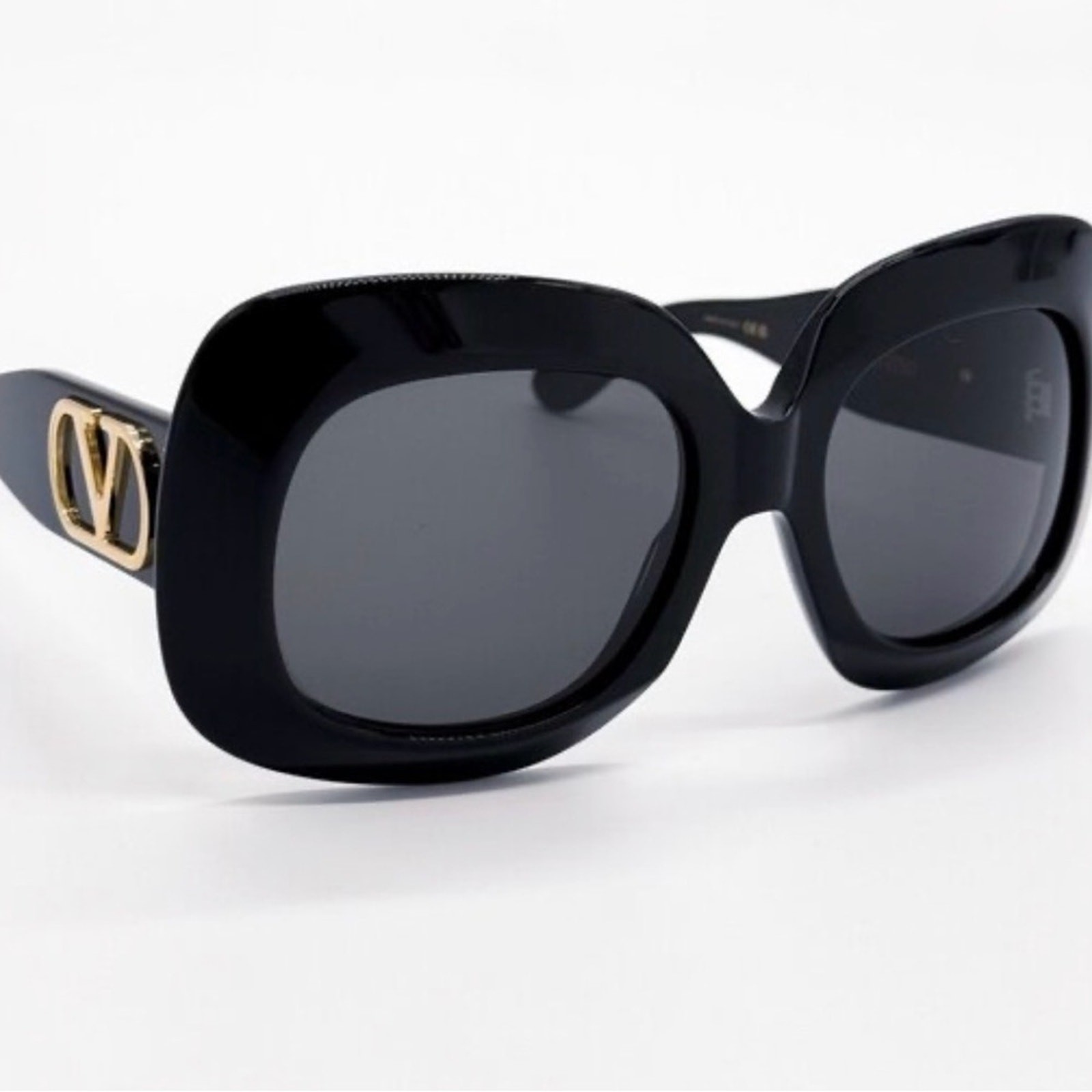  New! Valentino VLS 180A, Chic Black Oversized Sunglasses, Authentic thumbnail 3