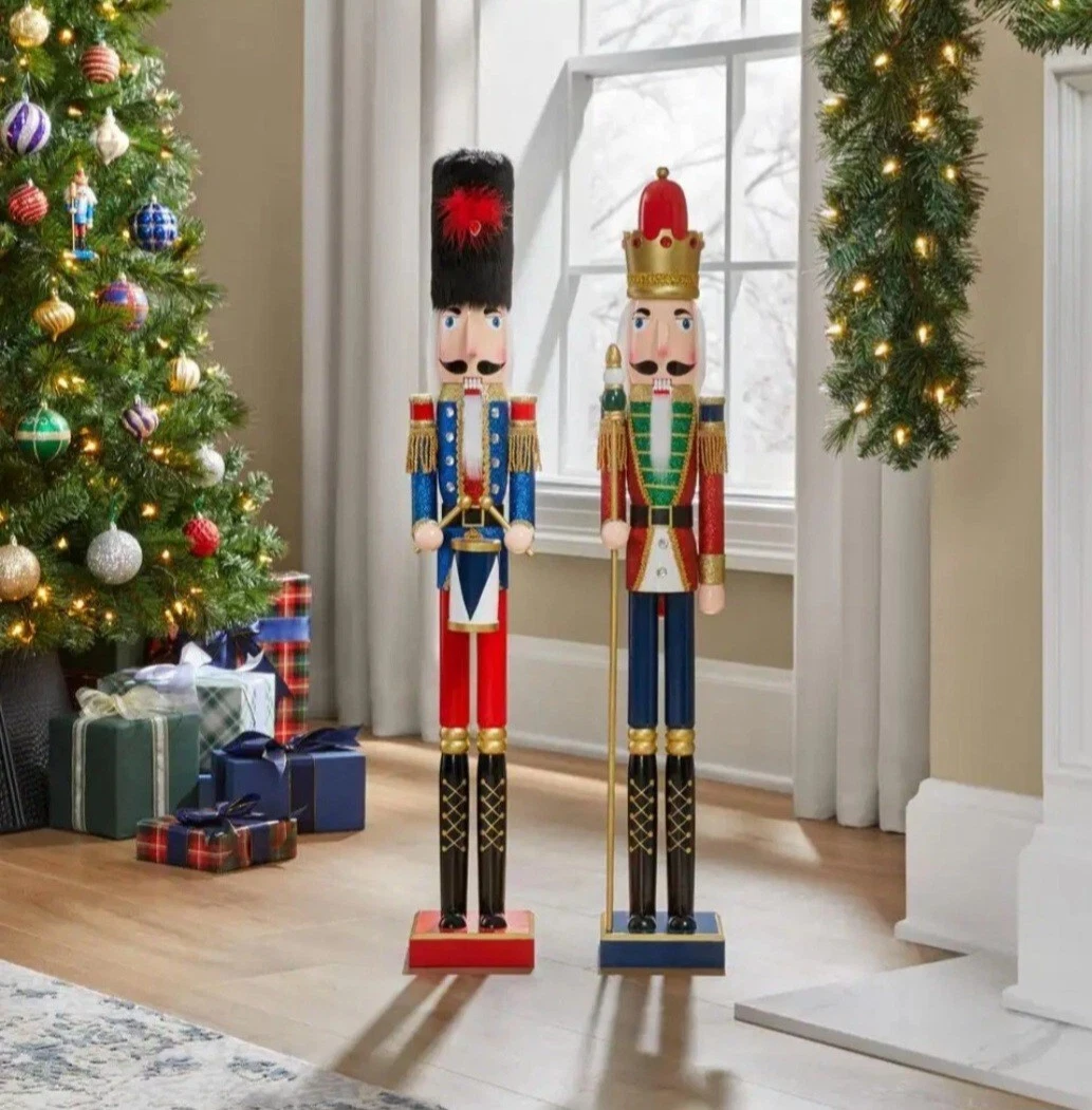 Home Accents Holiday 3 ft. Festive Nutcrackers - 2-Piece. Brand New In Box.
Opens in a new window or