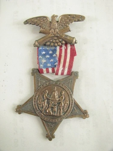 CIVIL WAR GAR MEMBERSHIP BADGE VETERAN NUMBERED
