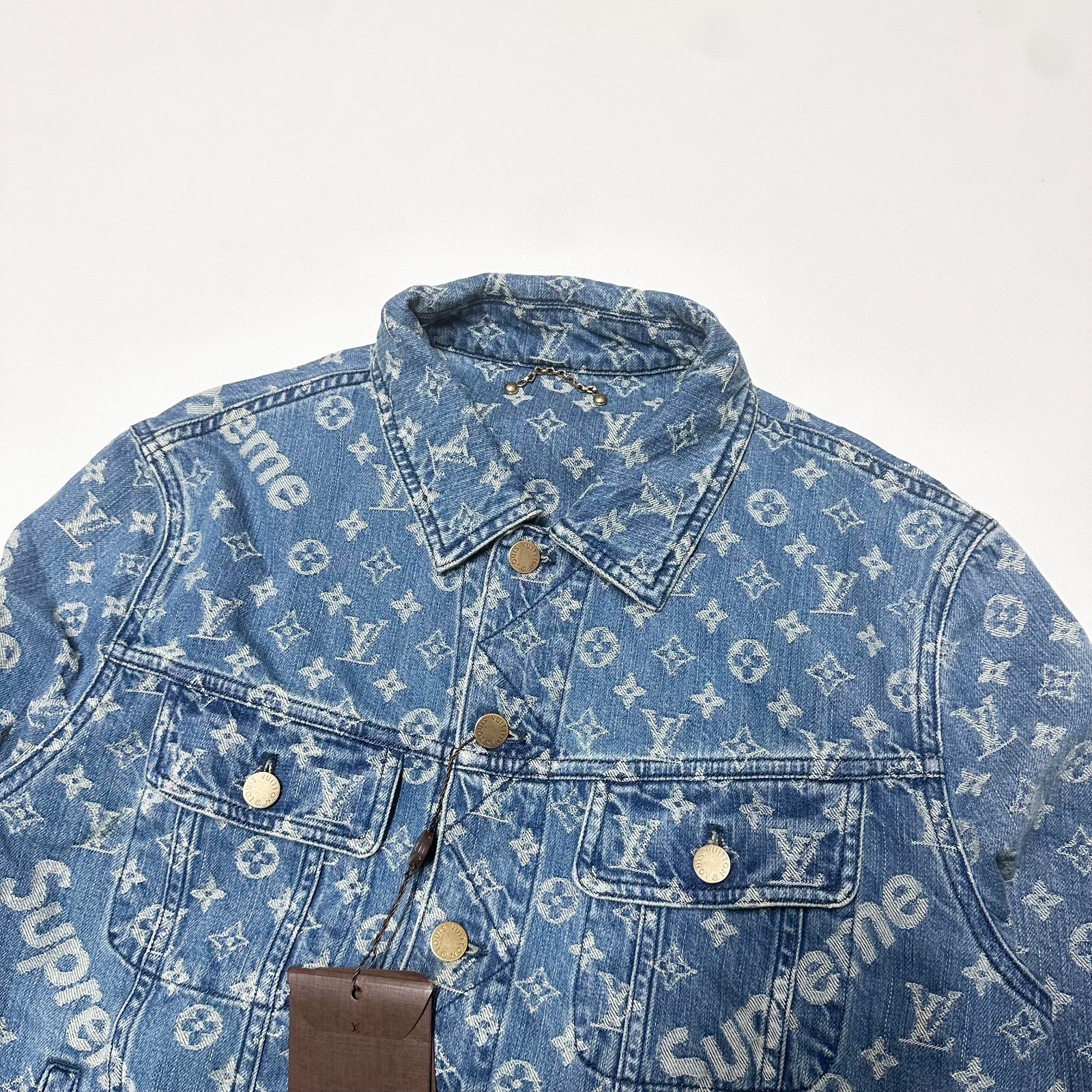 100percent AUTHENTIC LOUIS VUITTON x SUPREME DENIM JACKET LV SIZE S M MONOGRAM 48 image 6