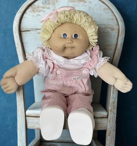 Cabbage Patch Kids Vintage Doll, Lemon Hair, Blue Eyes with Tooth