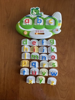 LeapFrog Magnet Letter Word Builder Airplane Jet Plane Scout abc Fridge Phonics