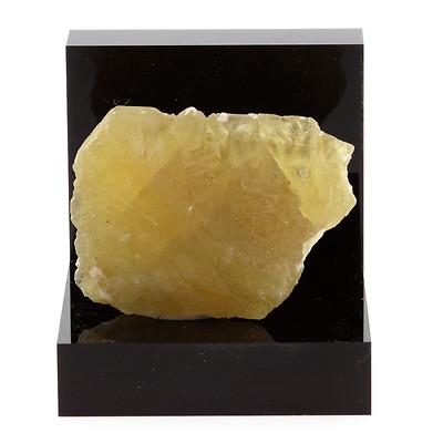 Baryt. 137,2 ct. Saint-Georges-les-Bains, Ardèche, Frankreich. Selten
