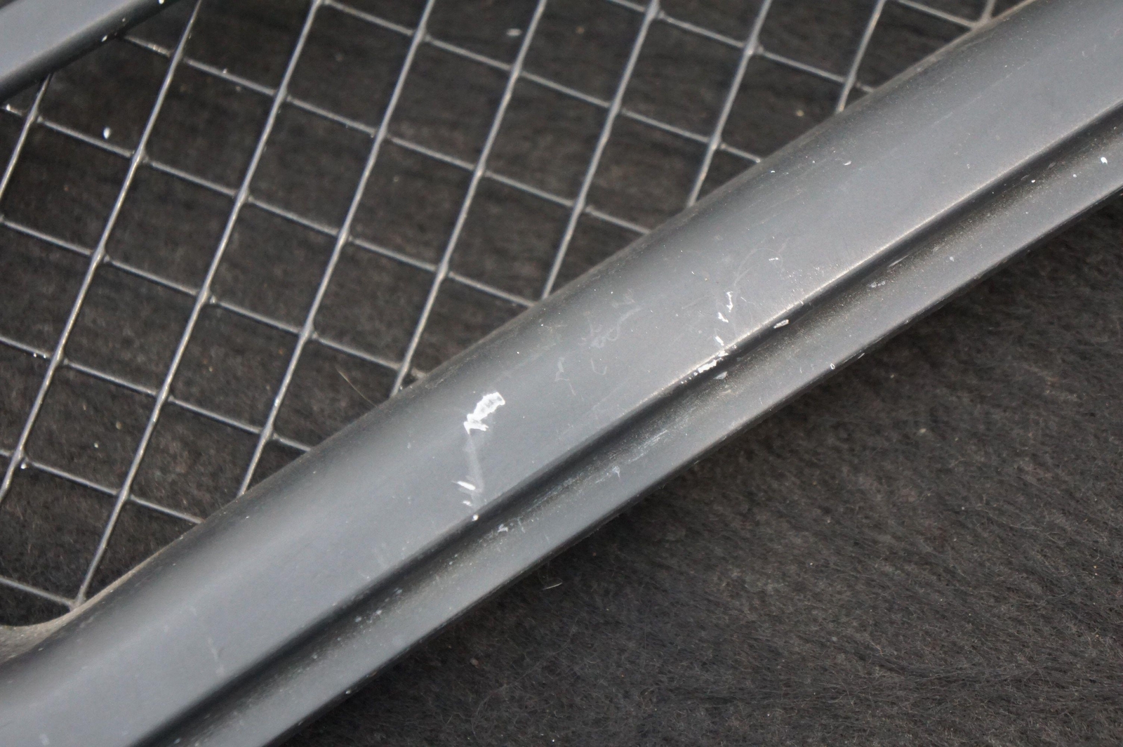 Front Left Driver Engine Bonnet Grille Trim Panel 068075100 Ferrari F430 2004-09