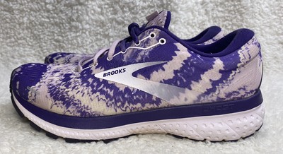 brooks ghost empower her