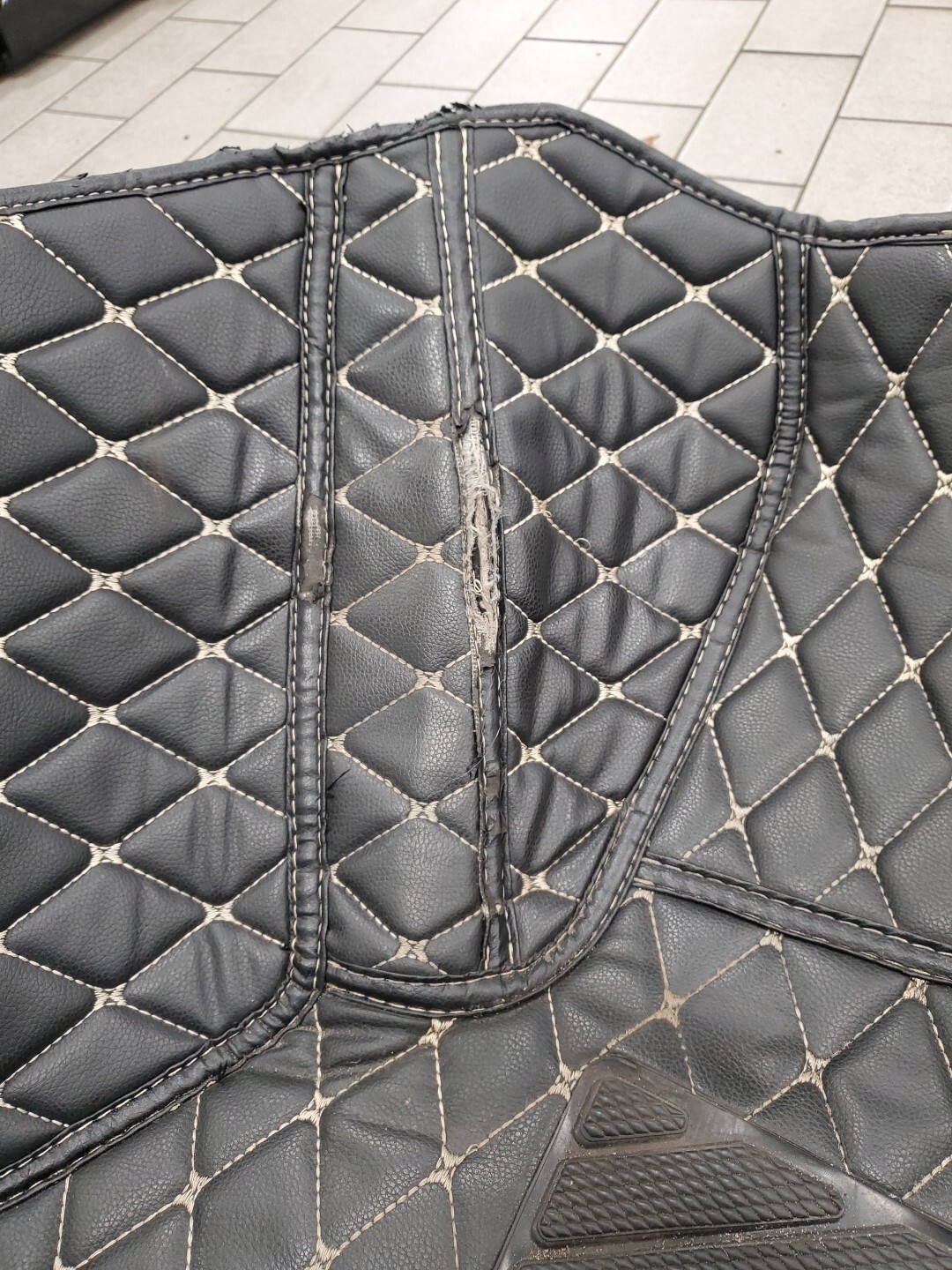 Audi R8 Diamond Stitch Front Carpets
