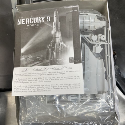 Pegasus 9103 - Mercury 9 Rocket 1:350 scale diorama base - Picture 4 of 5