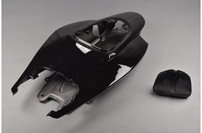 Feu fumé à LED et capot arrière noir au design profilé pour GSXR 750
