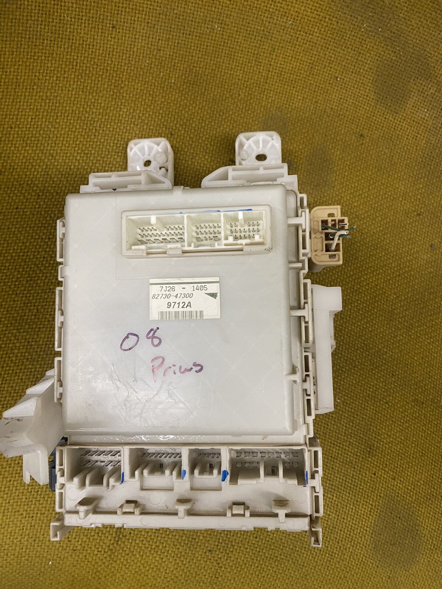 2004-2009 Toyota Prius fuse junction box 82730-47300 | eBay