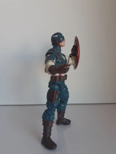 Figura de acción escudo Marvel Diamond Select exclusivo Legends Capitán América 7" Foto 3 de 4