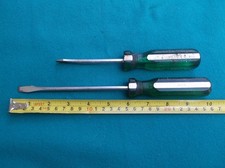 Vintage S-k 70086 70084 Green White Handle Flat Head Screwdrivers Usa