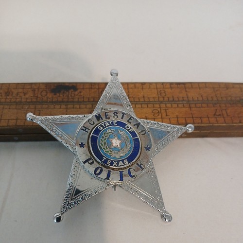 SIMMANG HOMESTEAD TEXAS Police Star Badge US Police Pin SAN ANTONIO RARE