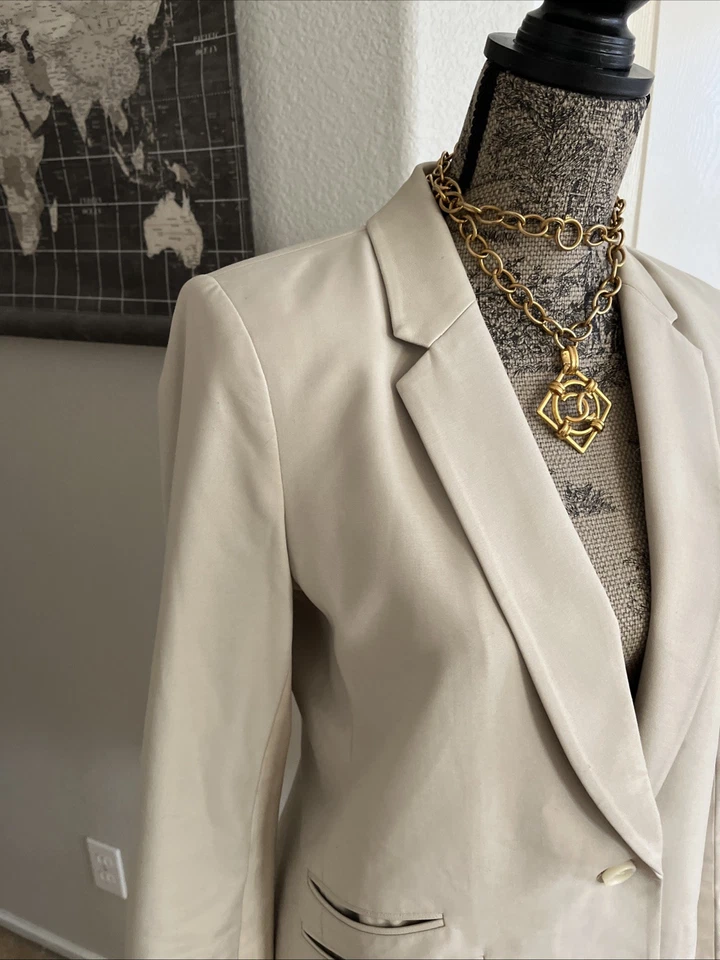 Elizabeth and James Leather Trimmed Blazer Med Color ecru 💗💗 - Image 3 of 4