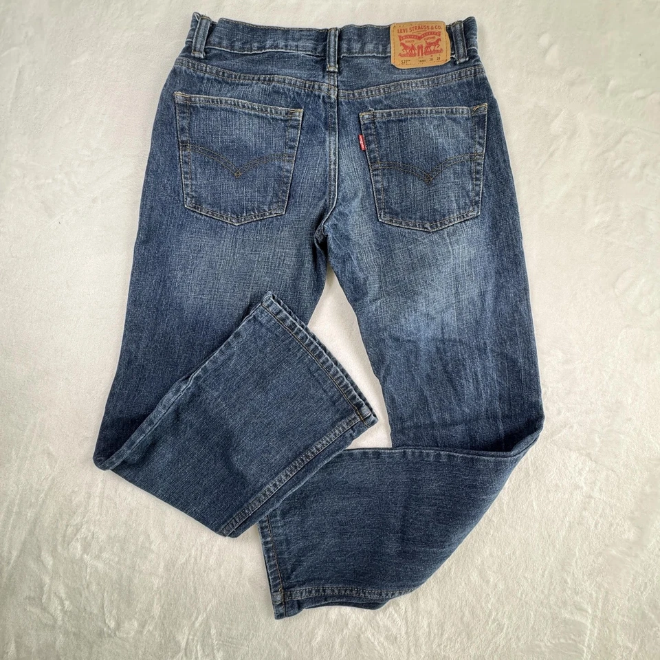 Pantalones de mezclilla Levis 527 para hombre 28x28 azul corte bota tiro medio clásicos 100 % algodón Foto 3 de 4