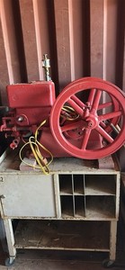 Red Hit & Miss Gas Stationary Engine with Flywheel, Engine No. 30909