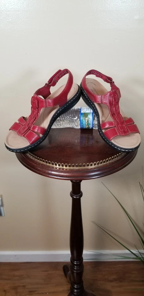 Clarks Collection Leisa Jenna Leather Sandals Women Size 7.5 Red - Image 2 of 4