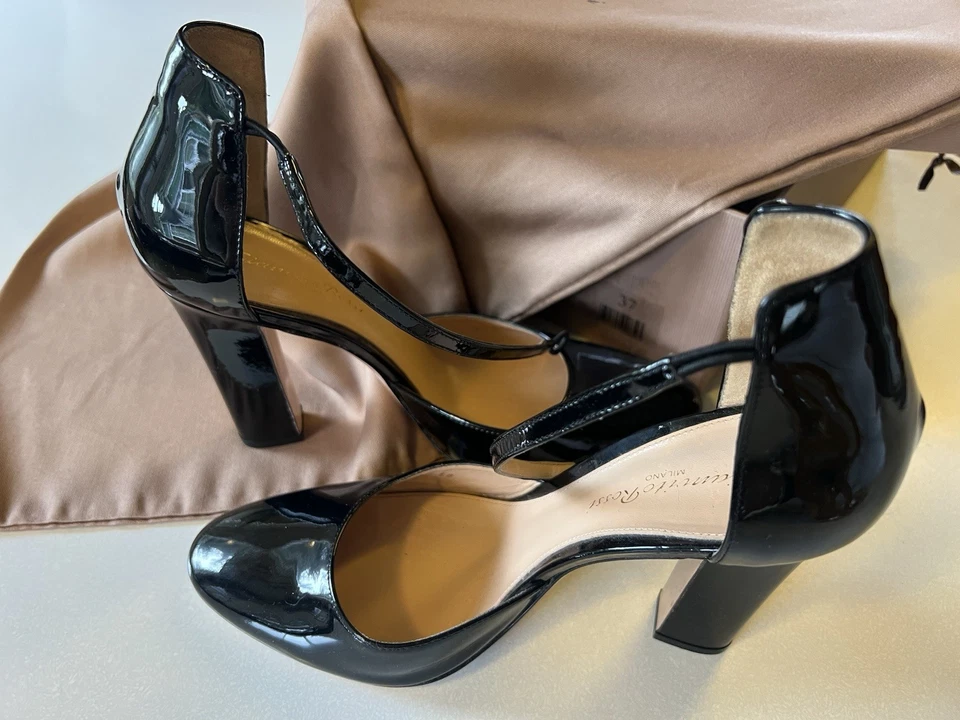Zapatos para mujer de charol negro Gianvito Rossi talla 37 Foto 3 de 4