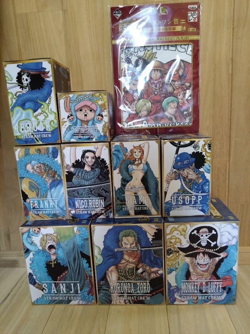 One Piece figure set of 9 figures + 17 20th anniversary