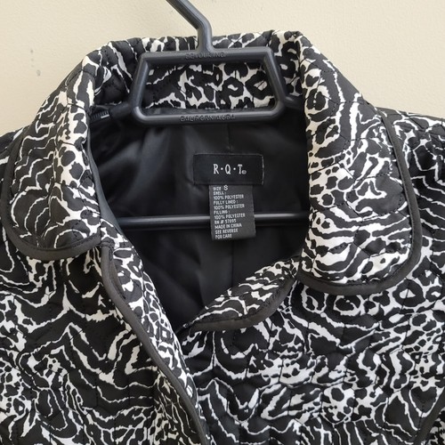 RQT Full Zip Lightweight Printed Quilted Jacket, size Small, Black White - Picture 10 of 14