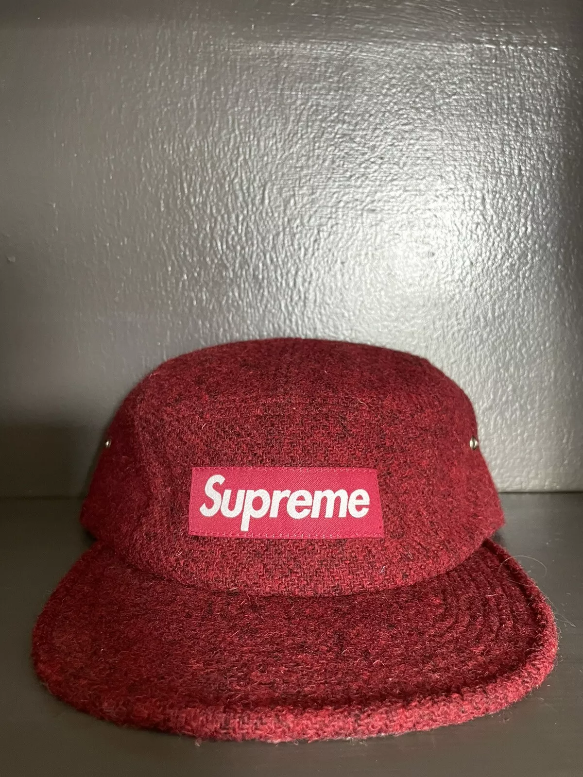 SUPREME F/W 15 Harris boîte tweed logo casquette de camp chapeau rouge d'occasion
